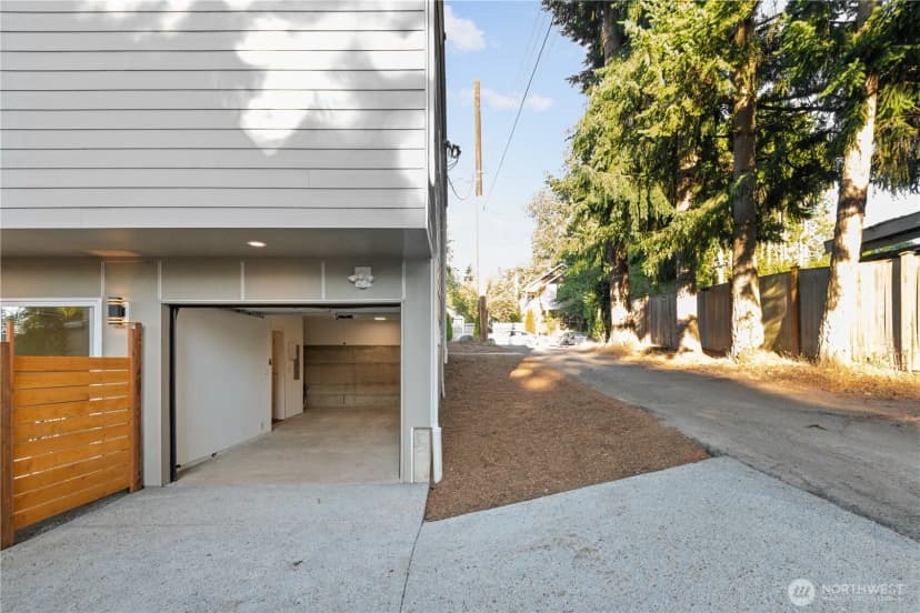 Property photo for 12749 37th Avenue Ne, Seattle photo 31