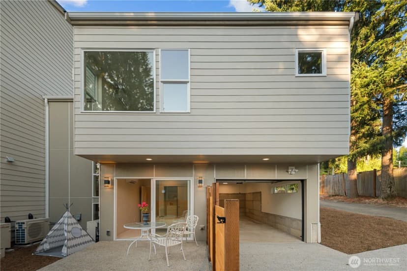 Property photo for 12749 37th Avenue Ne, Seattle photo 34