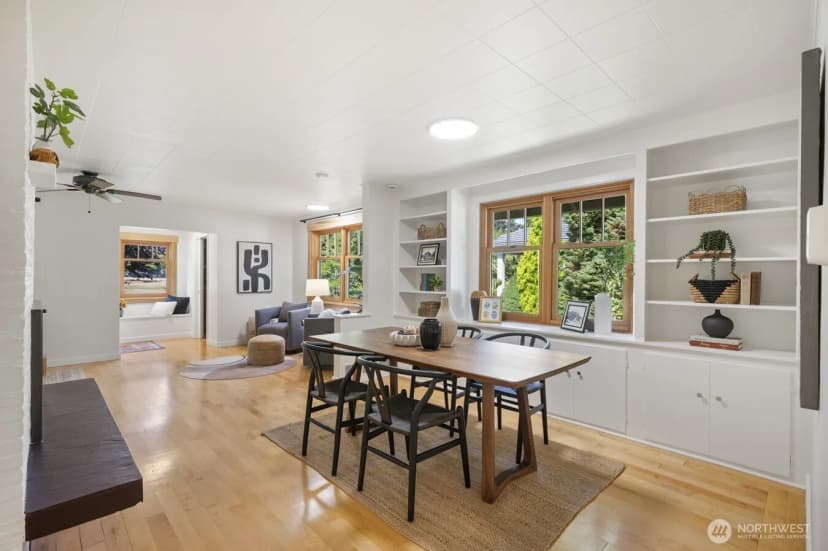 Property photo for 2916 Walnut Avenue Sw, Seattle photo 7
