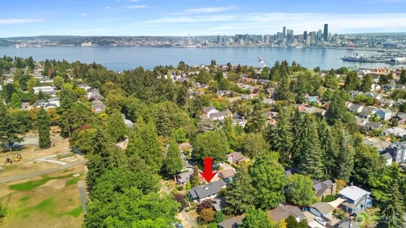 Property photo for 2916 Walnut Avenue Sw, Seattle photo 28