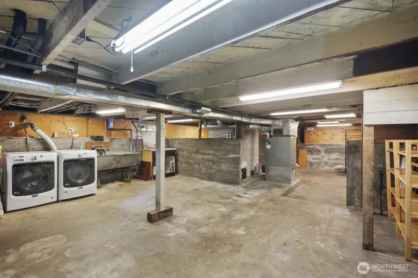 Property photo for 2916 Walnut Avenue Sw, Seattle photo 20