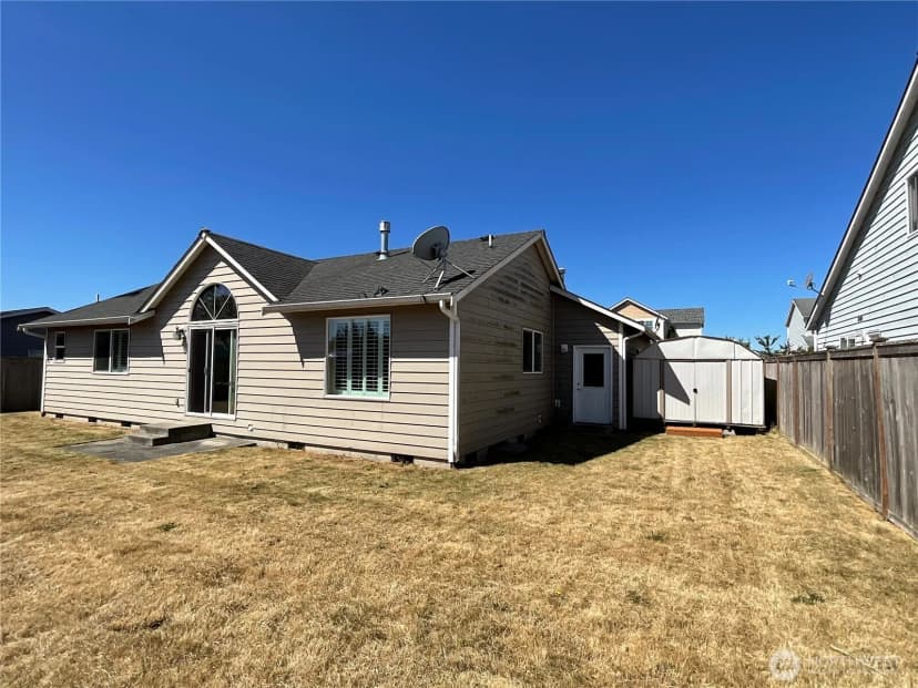 Property photo for 1382 Nw Kathleen Drive, Oak Harbor photo 23