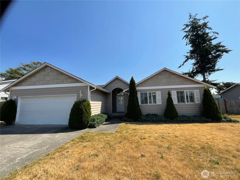 Property photo for 1382 Nw Kathleen Drive, Oak Harbor