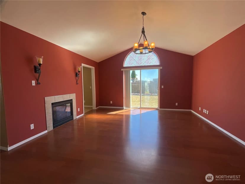 Property photo for 1382 Nw Kathleen Drive, Oak Harbor photo 5