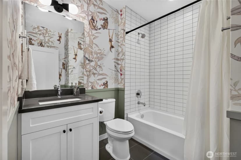 Property photo for 7015 42nd Avenue S, Seattle photo 16