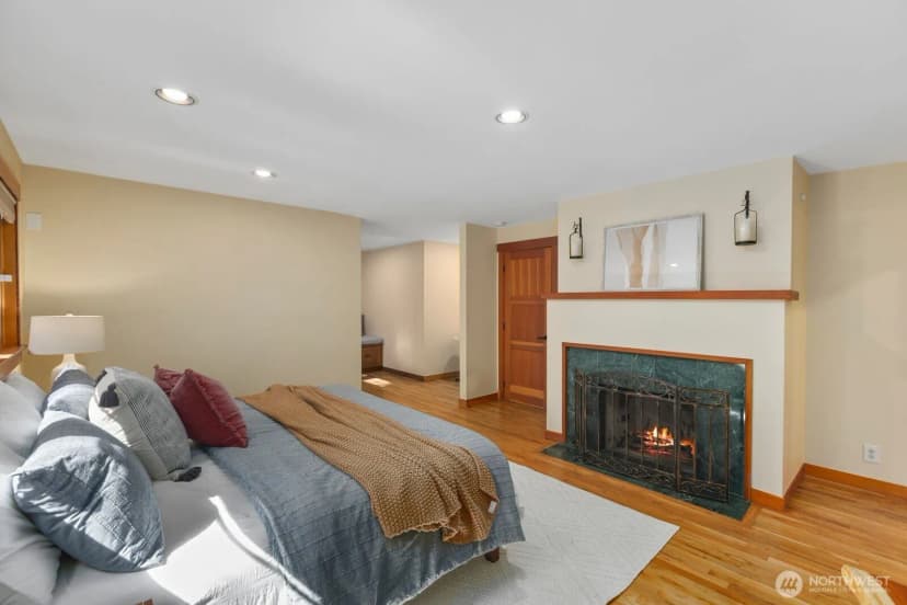 Property photo for 14677 Sivertson Road Ne, Bainbridge Island photo 20