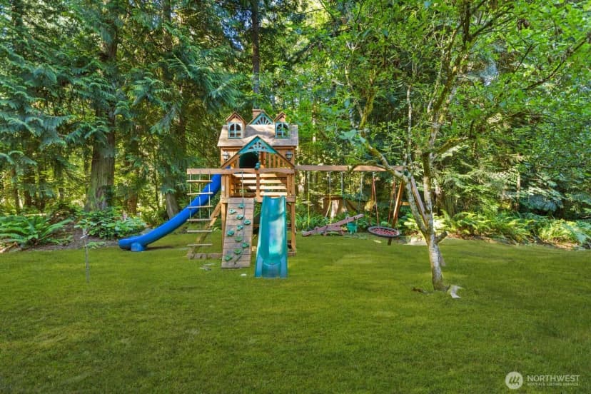 Property photo for 14677 Sivertson Road Ne, Bainbridge Island photo 33