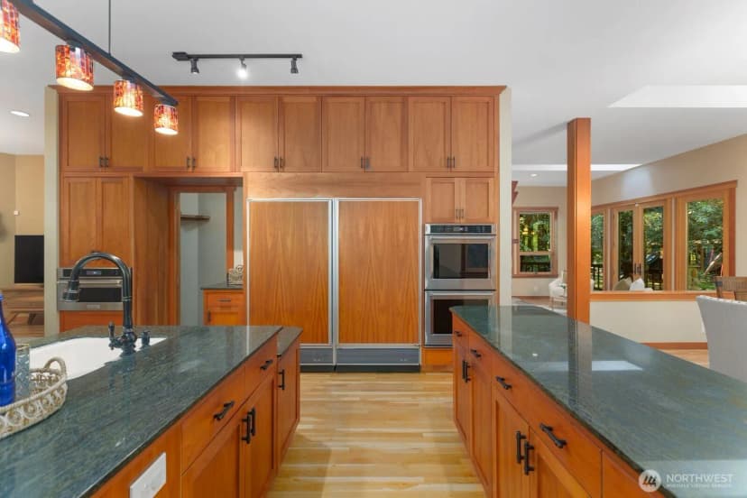 Property photo for 14677 Sivertson Road Ne, Bainbridge Island photo 9