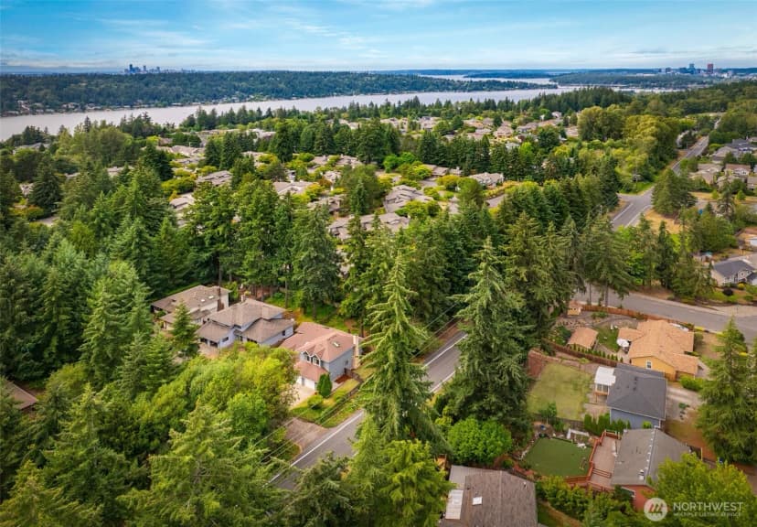 Property photo for 6615 116th Avenue Se, Bellevue photo 34