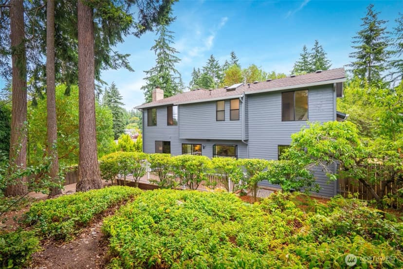 Property photo for 6615 116th Avenue Se, Bellevue photo 25