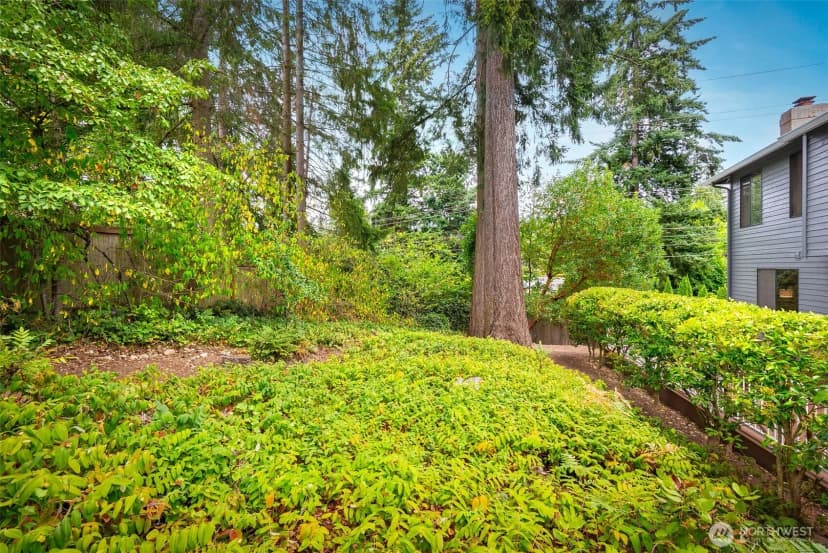 Property photo for 6615 116th Avenue Se, Bellevue photo 26
