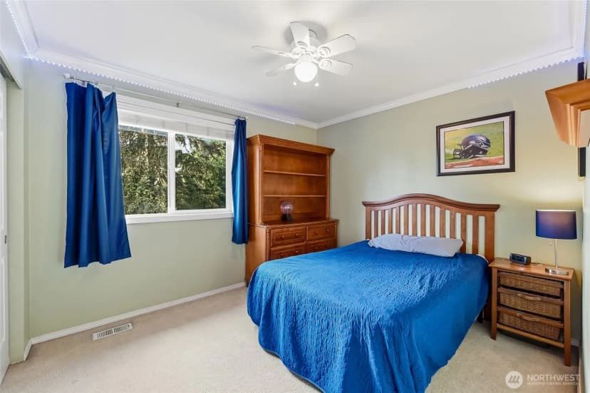 Property photo for 2419 Ne 14th Street, Renton photo 16