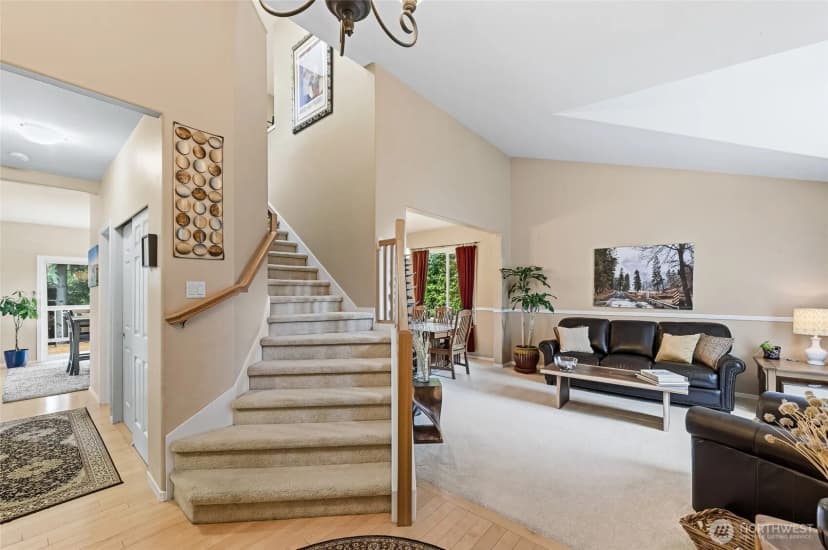 Property photo for 2419 Ne 14th Street, Renton photo 3
