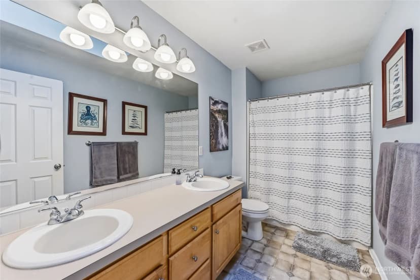 Property photo for 2419 Ne 14th Street, Renton photo 15