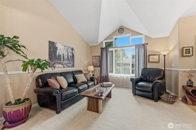 Property photo for 2419 Ne 14th Street, Renton photo 4
