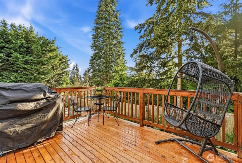 Property photo for 2419 Ne 14th Street, Renton photo 18