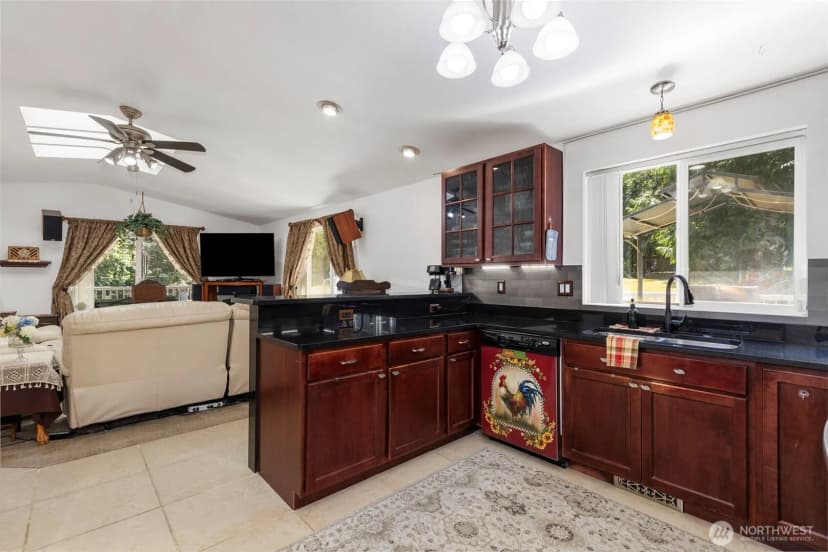Property photo for 13482 Cedar Glen Lane Se, Olalla photo 7