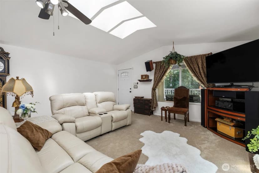 Property photo for 13482 Cedar Glen Lane Se, Olalla photo 5