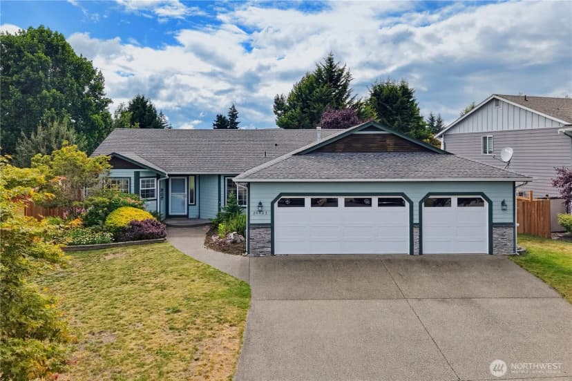 Property photo for 20922 112th Avenue E, Graham