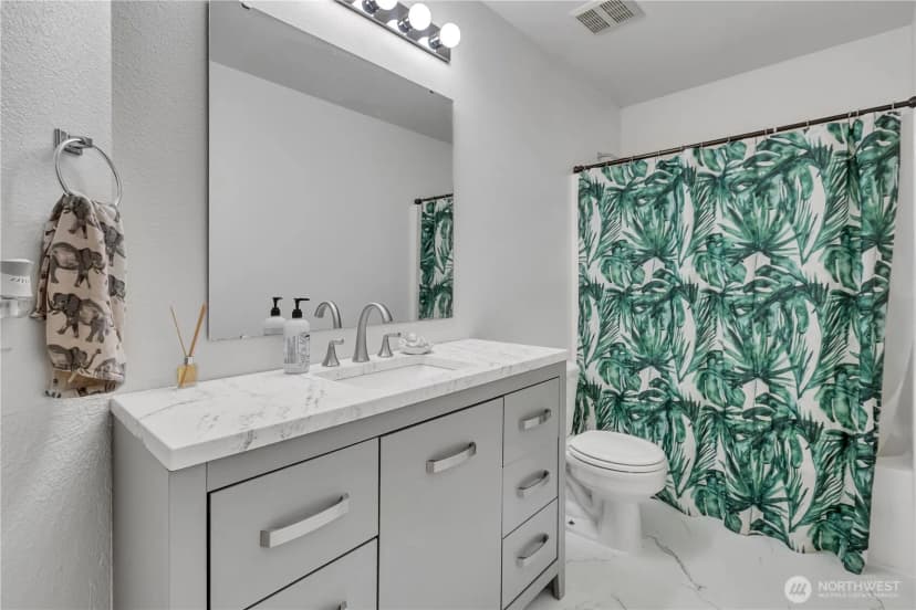 Property photo for 20922 112th Avenue E, Graham photo 23