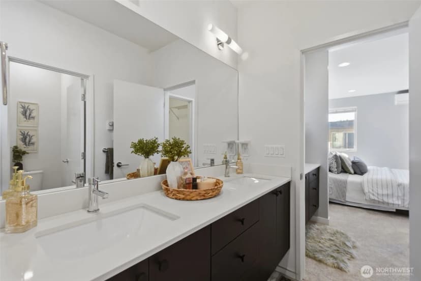 Property photo for 1530 13th Avenue S #d, Seattle photo 27