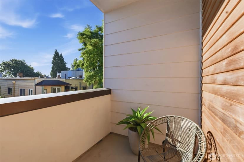 Property photo for 1530 13th Avenue S #d, Seattle photo 29