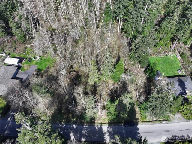Property photo for 401 Gramayre Road, Coupeville photo 2