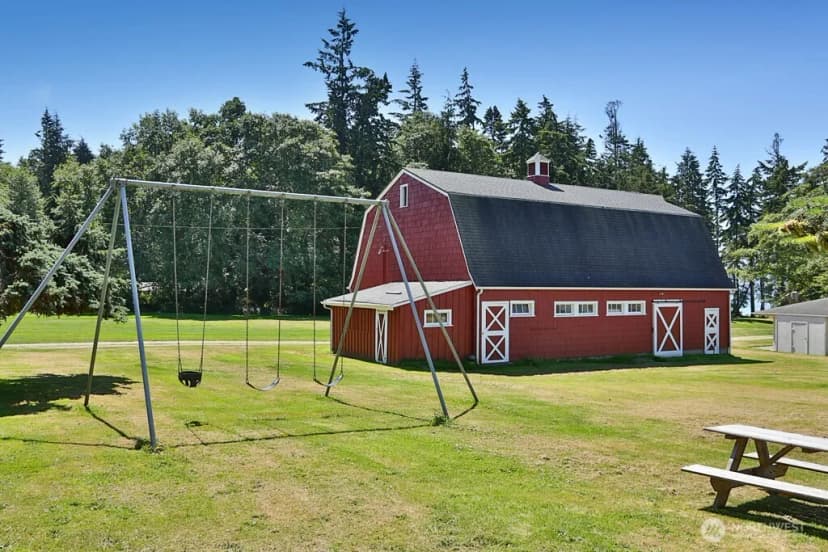 Property photo for 401 Gramayre Road, Coupeville photo 13