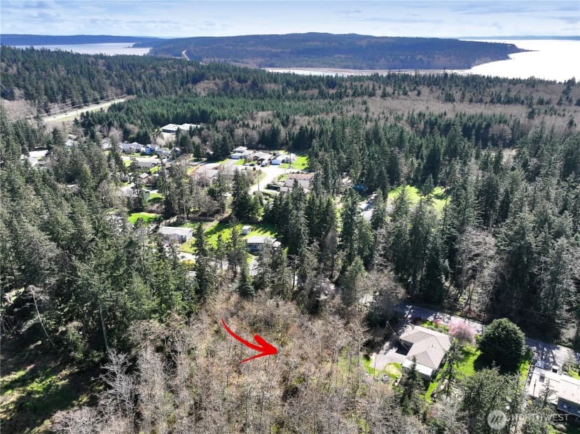 Property photo for 401 Gramayre Road, Coupeville photo 11