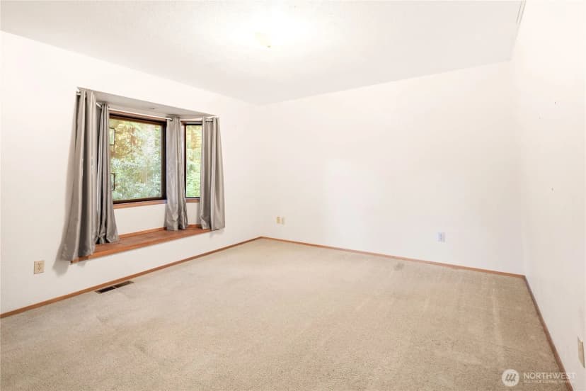 Property photo for 14 Overview Lane, Elma photo 29