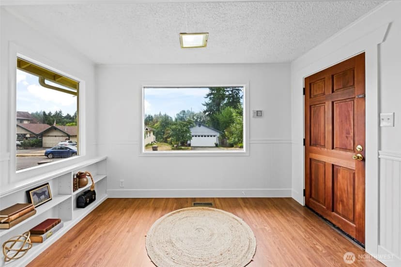 Property photo for 1235 S Verde Street, Tacoma photo 4