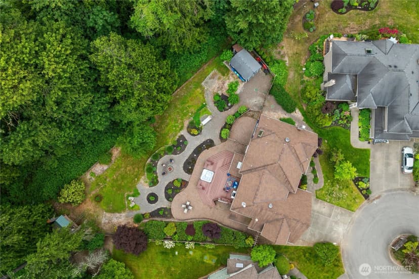 Property photo for 24520 Ne 11th Place, Sammamish photo 39