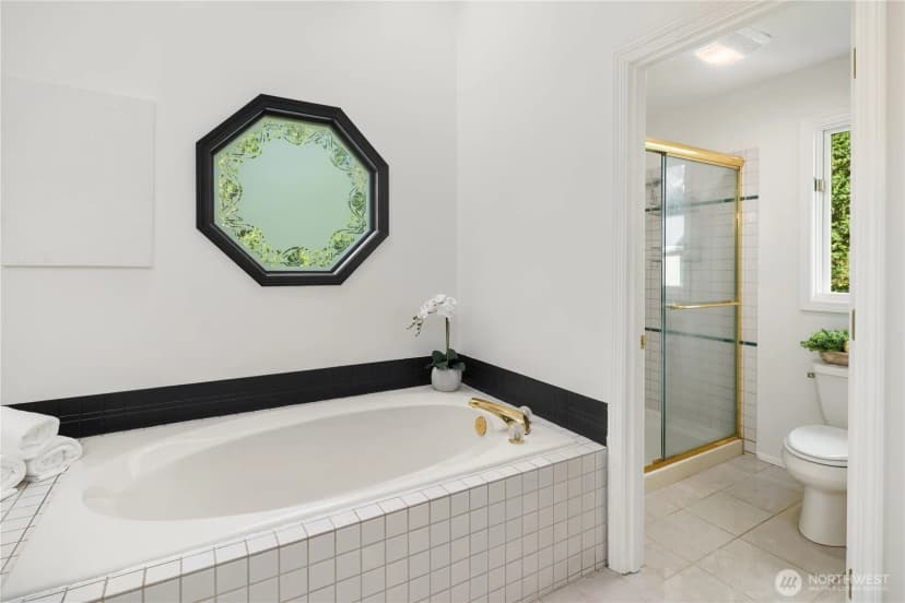 Property photo for 24520 Ne 11th Place, Sammamish photo 25