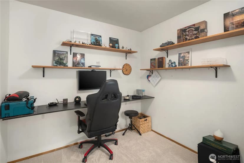 Property photo for 24520 Ne 11th Place, Sammamish photo 32