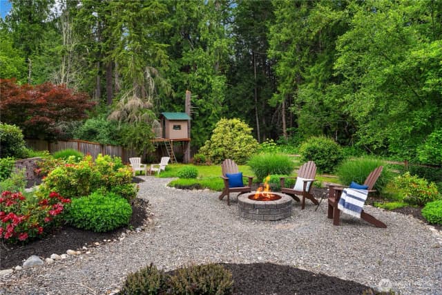 Property photo for 24520 Ne 11th Place, Sammamish photo 3