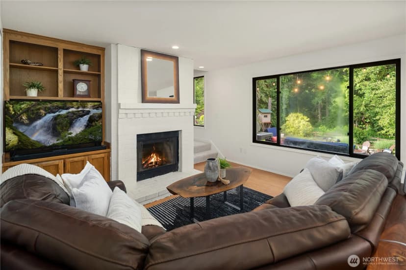 Property photo for 24520 Ne 11th Place, Sammamish photo 18