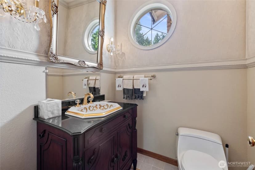 Property photo for 43103 Hilligoss Lane E, Eatonville photo 11