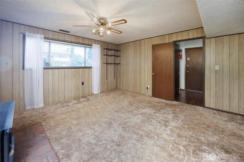 Property photo for 8926 Emerson Place, Everett photo 14