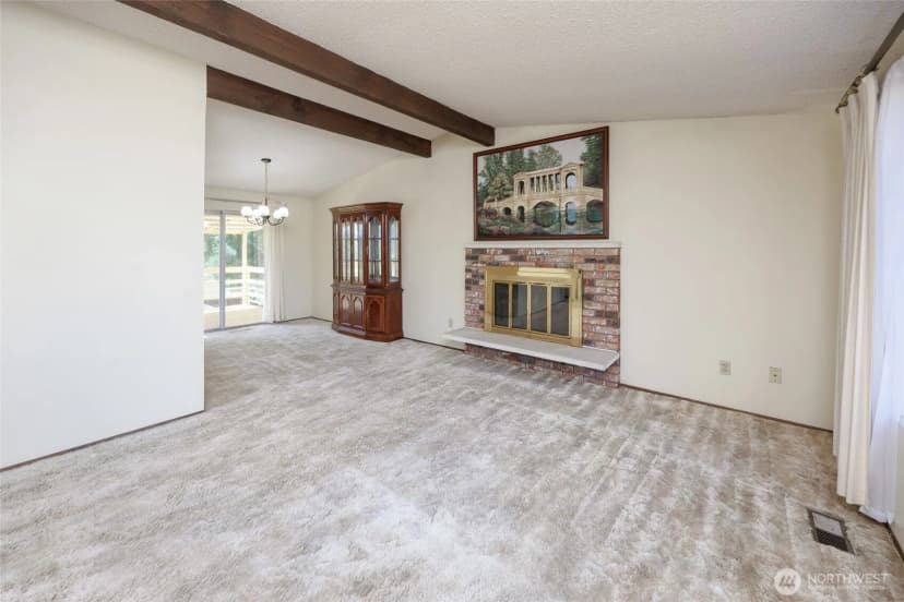 Property photo for 8926 Emerson Place, Everett photo 5