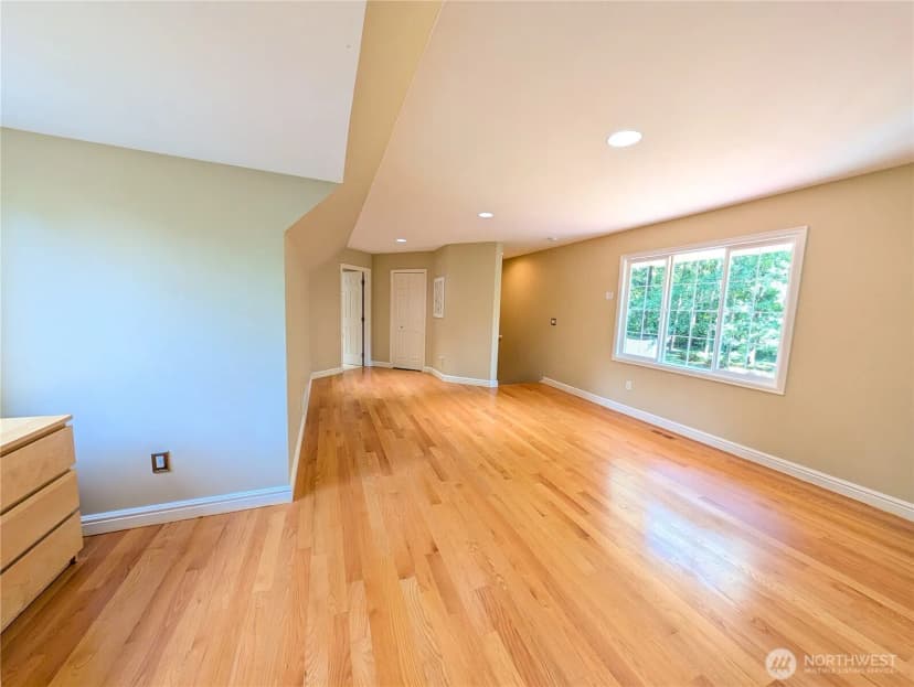 Property photo for 7700 234th Place Ne, Redmond photo 32
