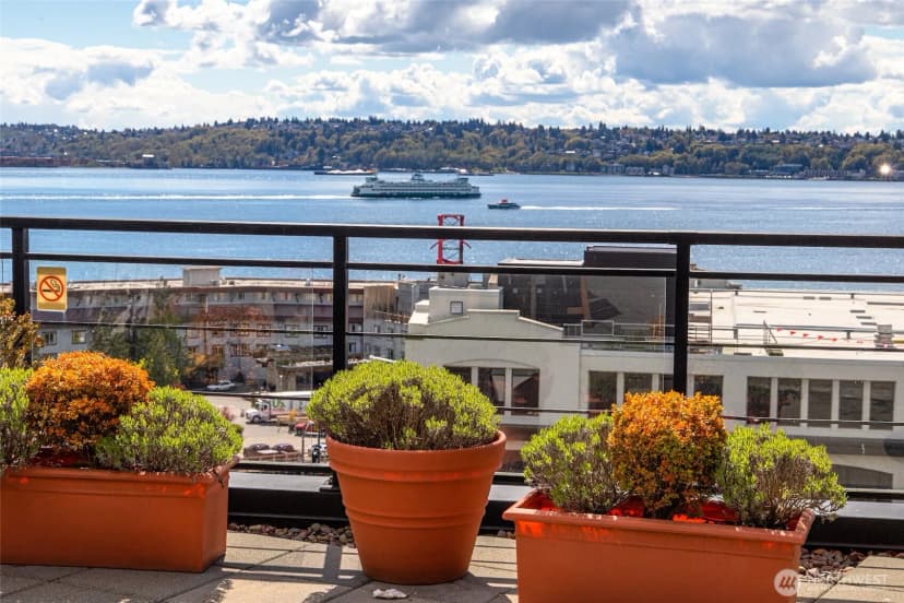 Property photo for 2607 Western Avenue #452, Seattle photo 11