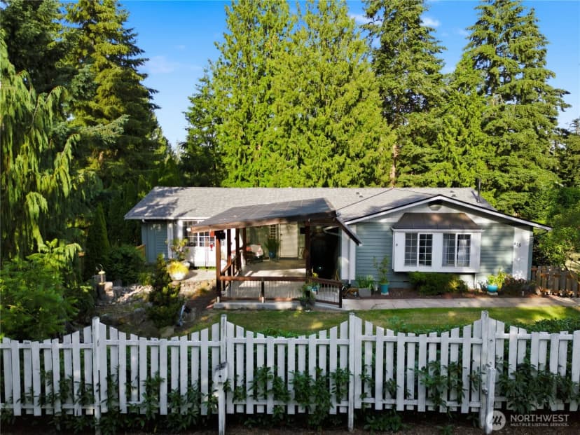 Property photo for 415 118th Avenue E, Edgewood photo 18