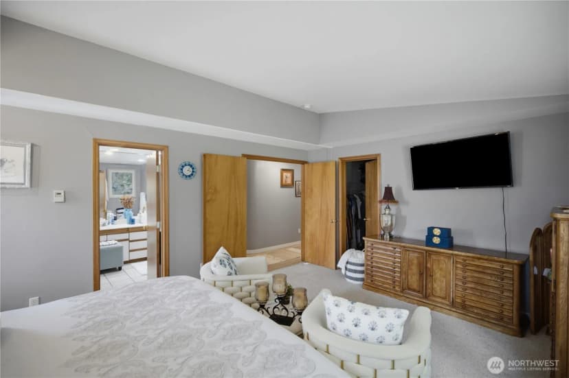 Property photo for 415 118th Avenue E, Edgewood photo 30