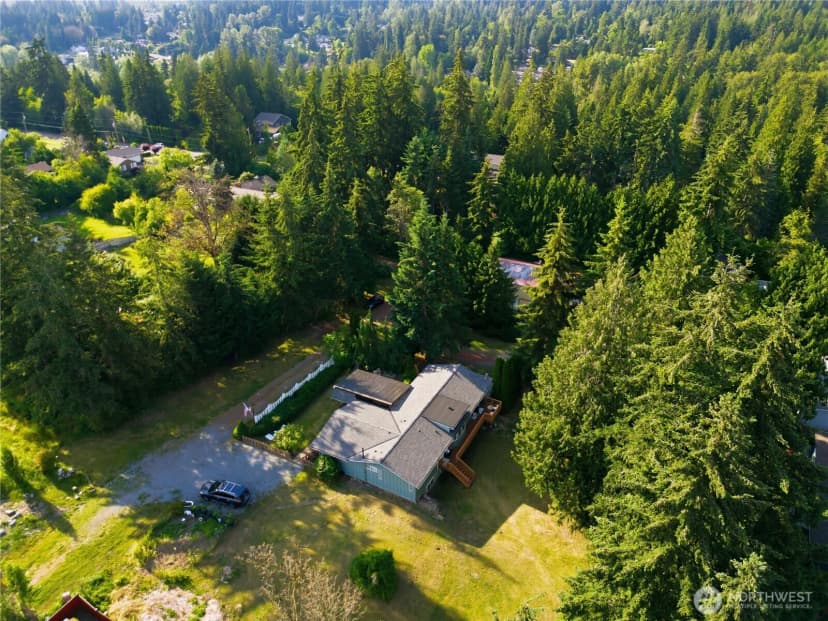 Property photo for 415 118th Avenue E, Edgewood photo 39