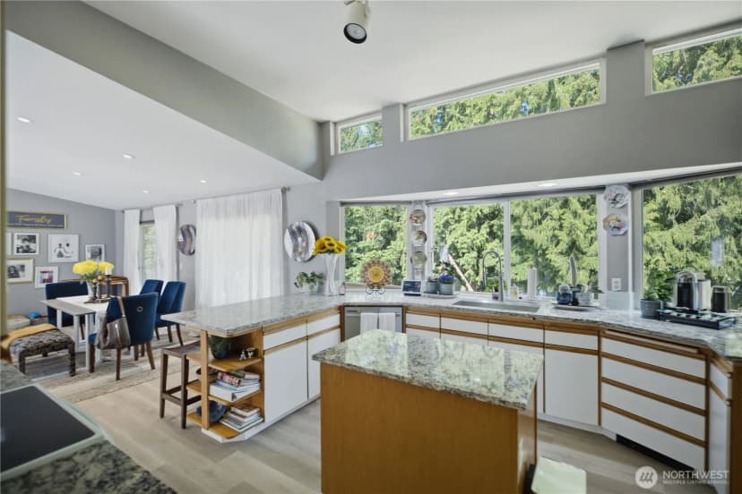 Property photo for 415 118th Avenue E, Edgewood photo 23