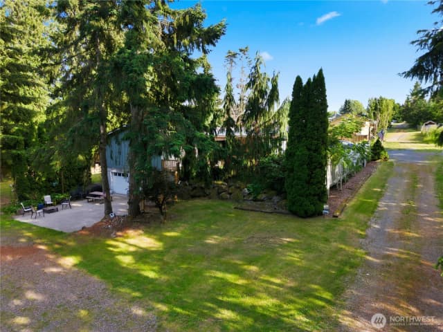 Property photo for 415 118th Avenue E, Edgewood photo 2