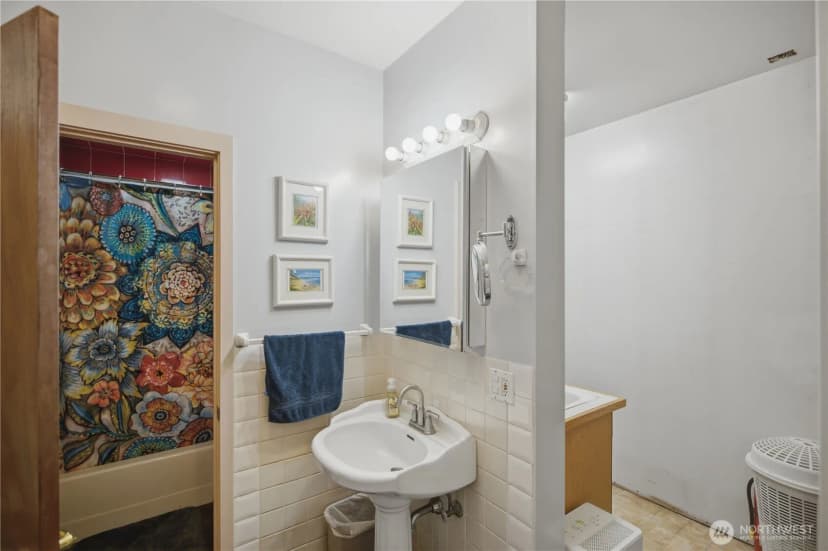 Property photo for 415 118th Avenue E, Edgewood photo 12