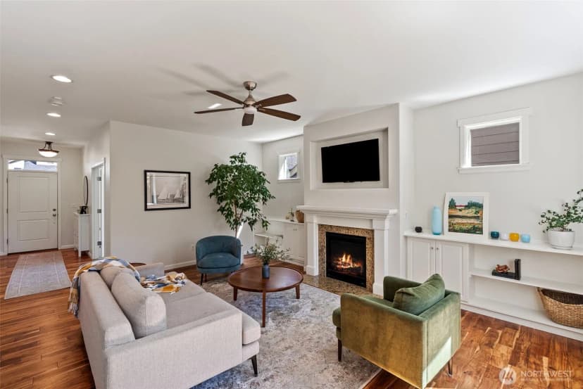 Property photo for 11240 Borgen Loop, Gig Harbor photo 6