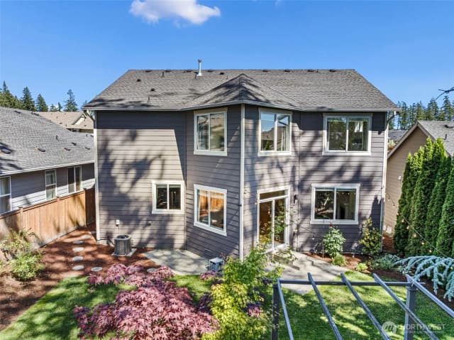 Property photo for 11240 Borgen Loop, Gig Harbor photo 3