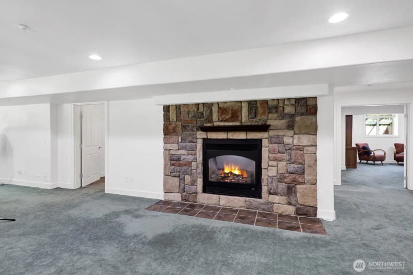 Property photo for 4921 Zander Drive, Bellingham photo 32